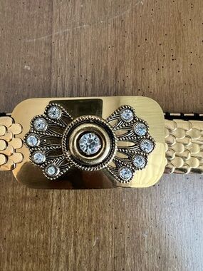 70s Gold Tone Fish Scale Floral Crystal Accent Stretch Belt Vintage